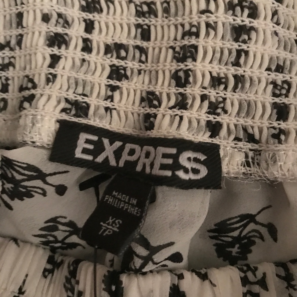 Patterned skirt - Picture 3 of 3